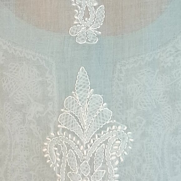 LARGE gorgeous ice-blue Indian kurta, embroidered, tunic, traditional, unique! - Picture 3 of 10